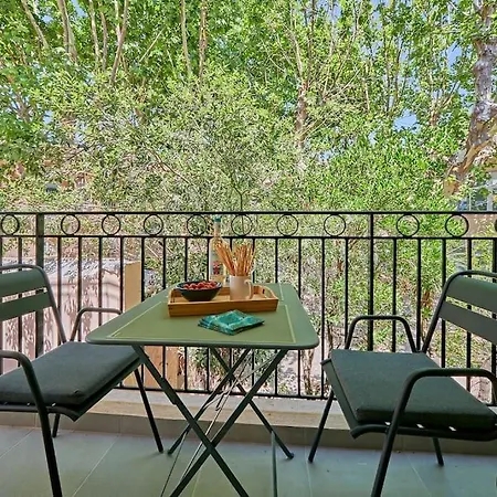 Daire Chez Oscar-place Des Lices-saint-tropez